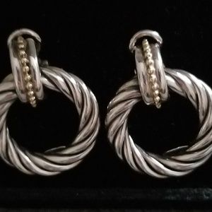 Hoop twist Earrings